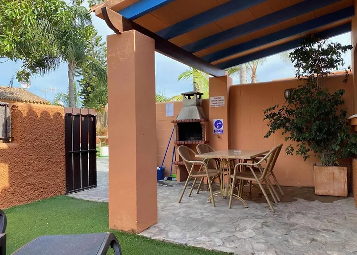 Casa 2 Ragel Costa منزل للإقامة كاديز