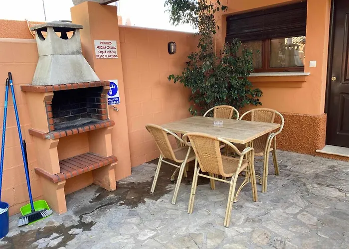 Casa 2 Ragel Costa * كاديز