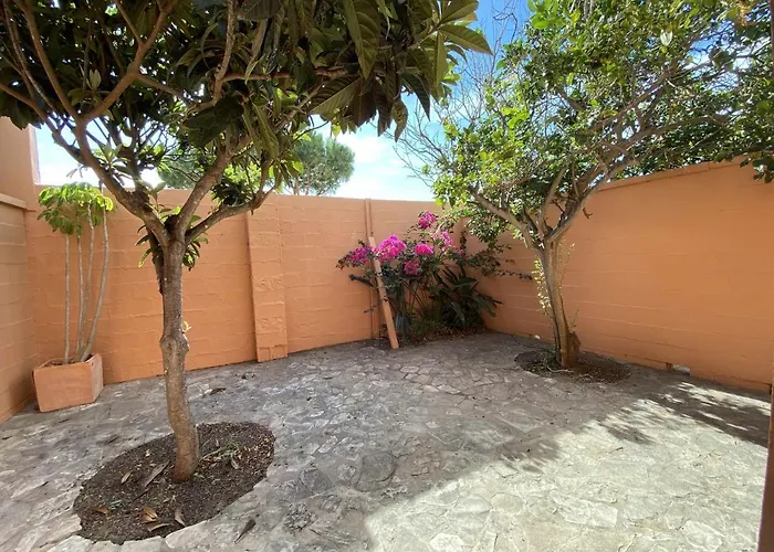 Casa 2 Ragel Costa ホームステイ *